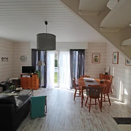 Maison 4 Chambres Proche Du Centre Et De La Plage Vakantiehuis